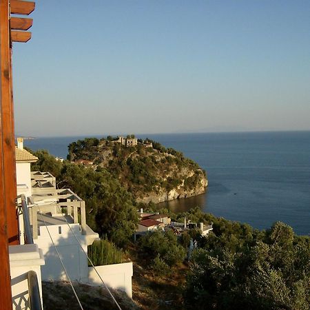 Studios Nikolaou Bros Parga Buitenkant foto