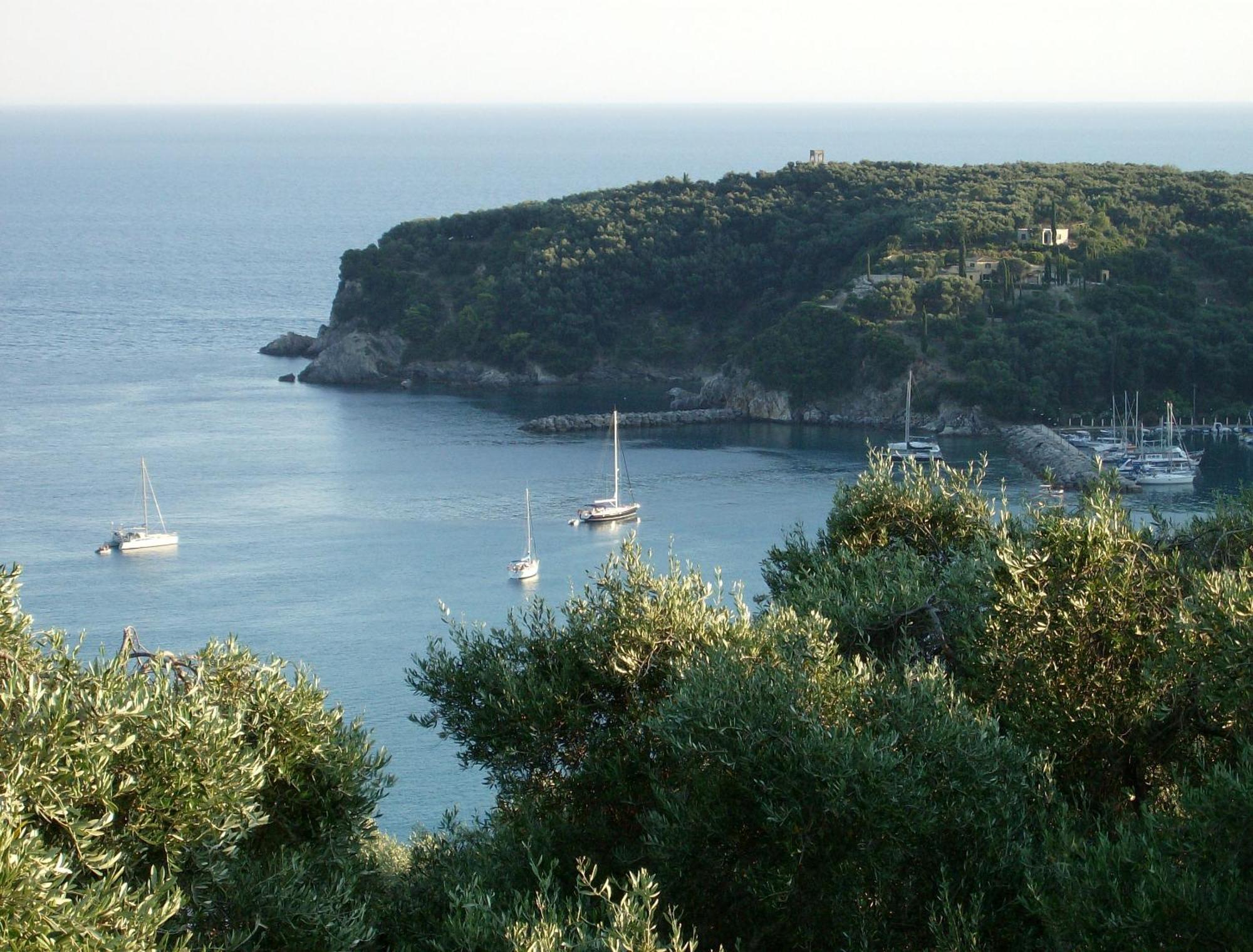 Studios Nikolaou Bros Parga Buitenkant foto