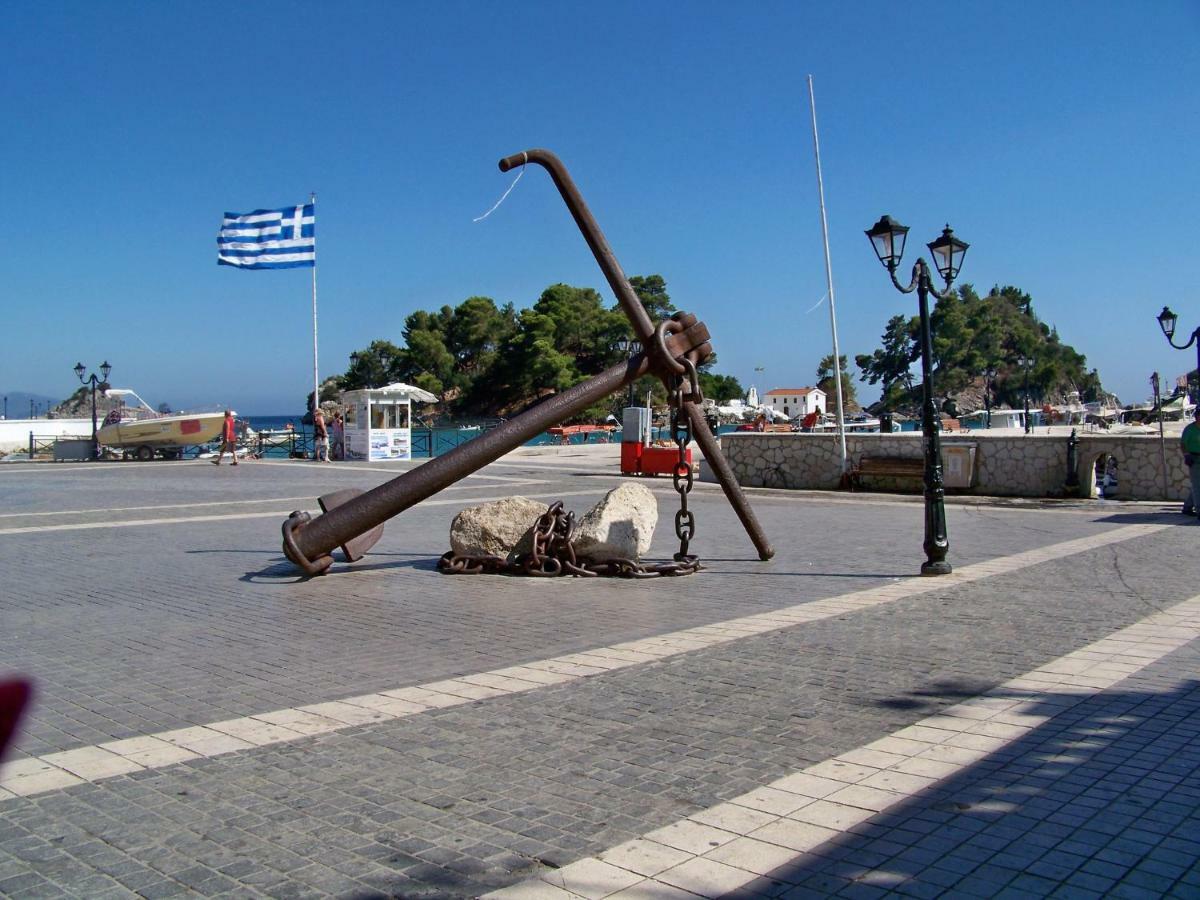 Studios Nikolaou Bros Parga Buitenkant foto
