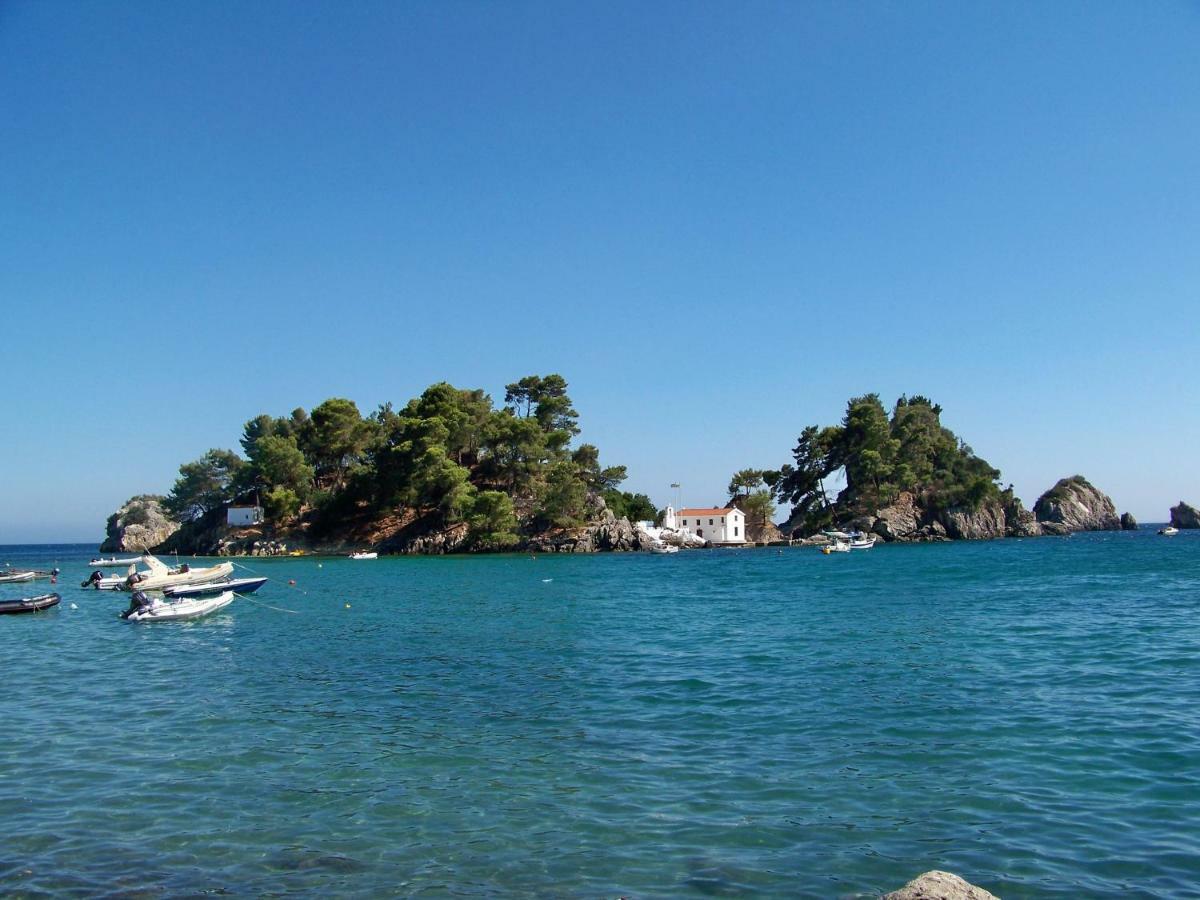 Studios Nikolaou Bros Parga Buitenkant foto